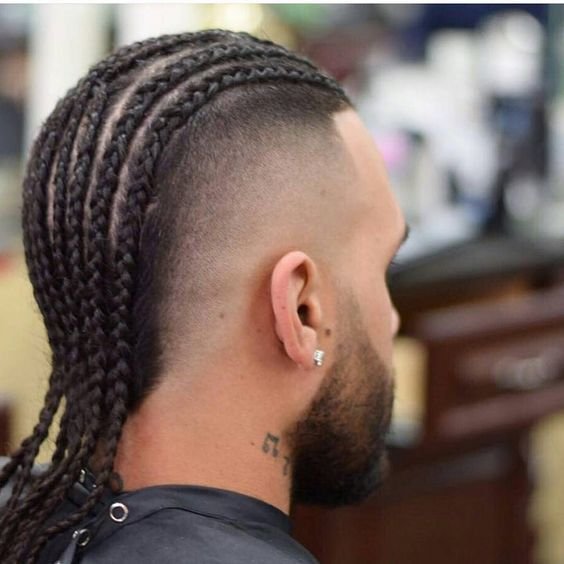 CORTES DE CABELO MASCULINO CRESPO pra 2019: Tendências em Cortes Afros   Cortes de cabelo para homens negros, Cabelo masculino, Tatuagens de cabelo